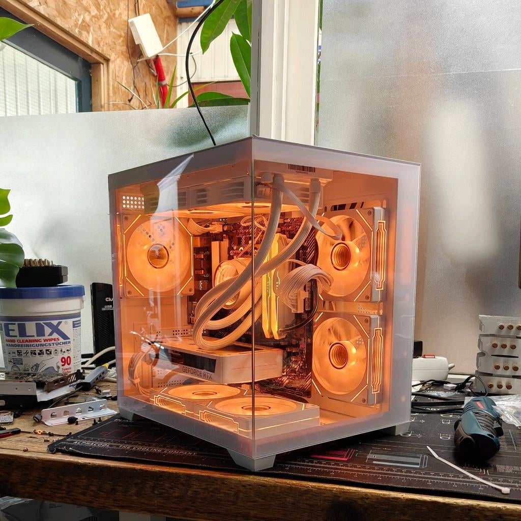 RTX 5060 Game PC | Ryzen 5 5600X | 1TB | RGB, Zelf gebouwde pc, Nieuw, Gaming, SSD