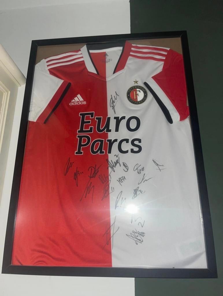 Feyenoord Gesigneerd Kampioensshirt 2022/2023, Verzamelen, Sportartikelen en Voetbal, Ophalen of Verzenden, Zo goed als nieuw