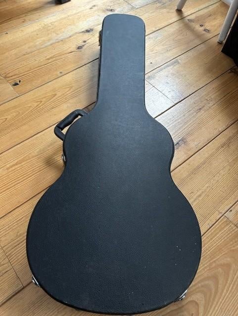 gitaarkoffer voor een elektrische gitaar, Muziek en Instrumenten, Behuizingen en Koffers, Ophalen, Zo goed als nieuw, Akoestische gitaar