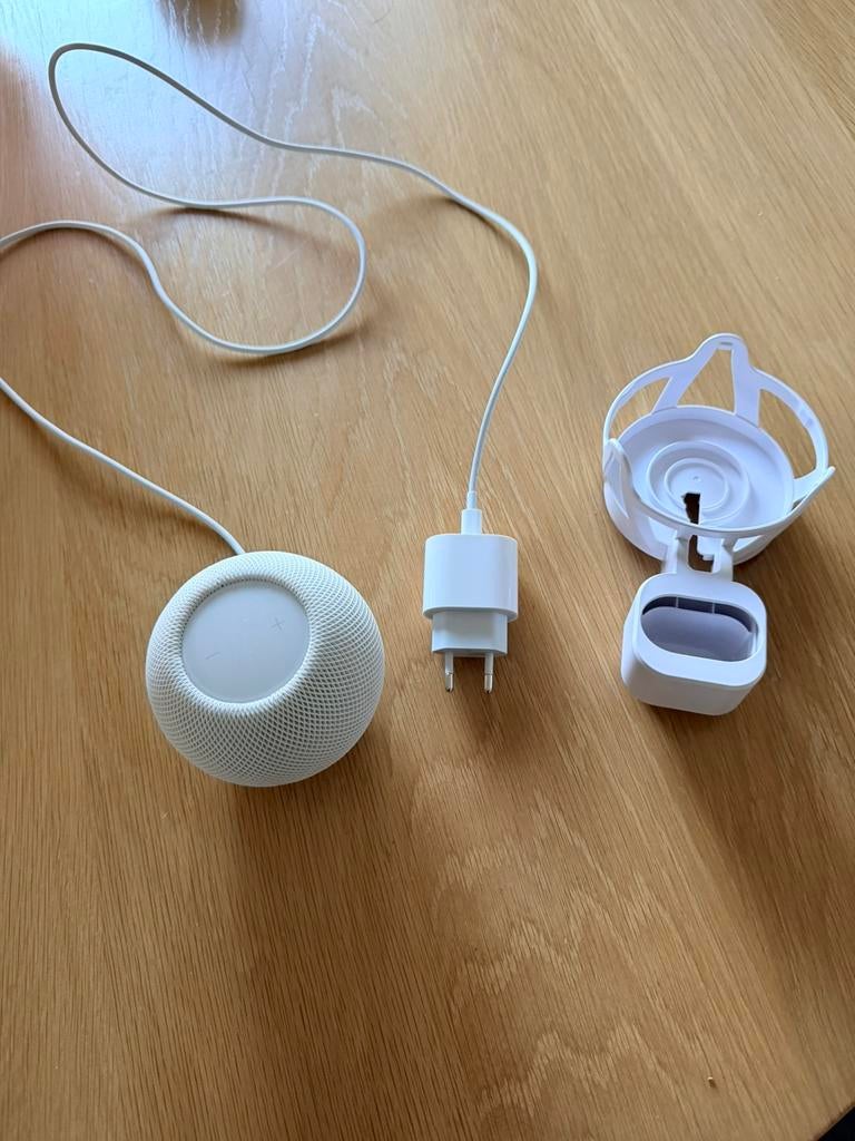 Apple HomePod mini – Wit | inclusief adapter en houder, Overige typen, Zo goed als nieuw, Minder dan 60 watt, Ophalen