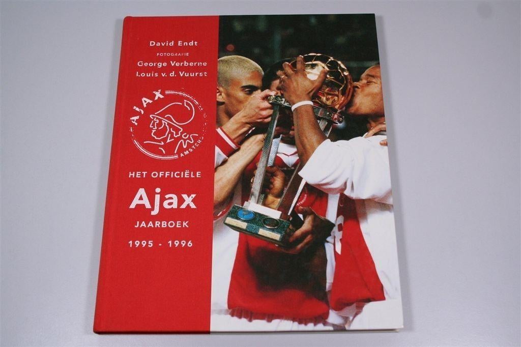 Het officiele Ajax jaarboek 1995-1996, Boeken, Ophalen of Verzenden, Zo goed als nieuw, Watersport en Hengelsport