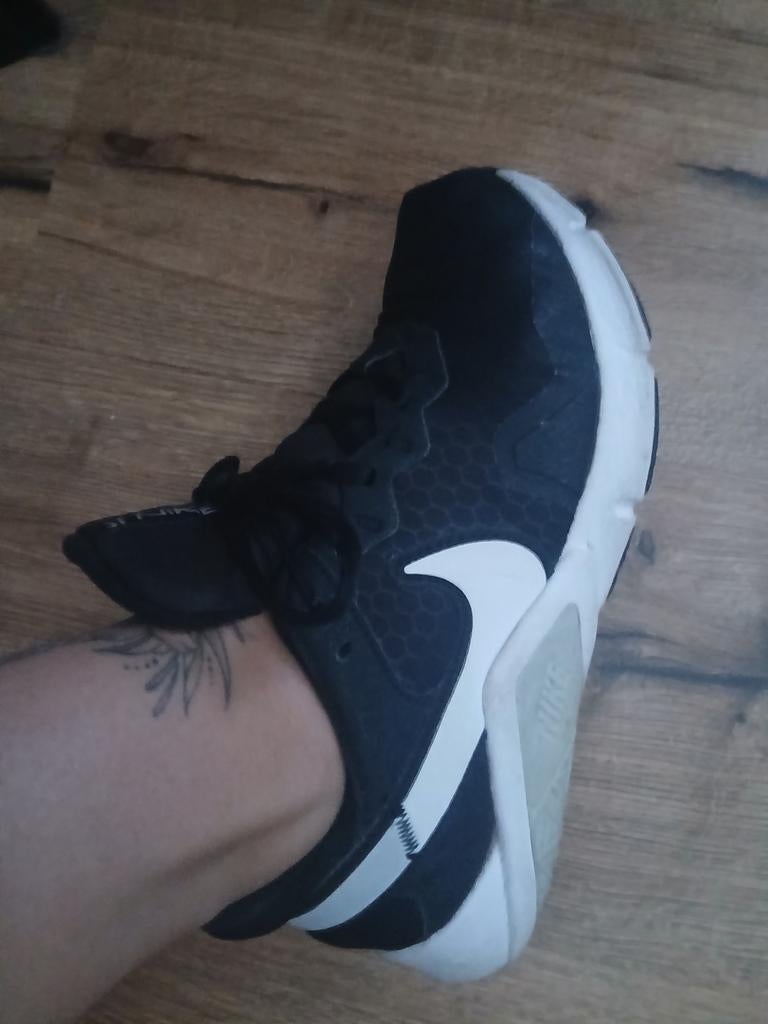 Diverse dames schoenen maat 40: sneakers, laarsjes, slippers, Zwart, Nike, Ophalen of Verzenden, Sneakers of Gympen