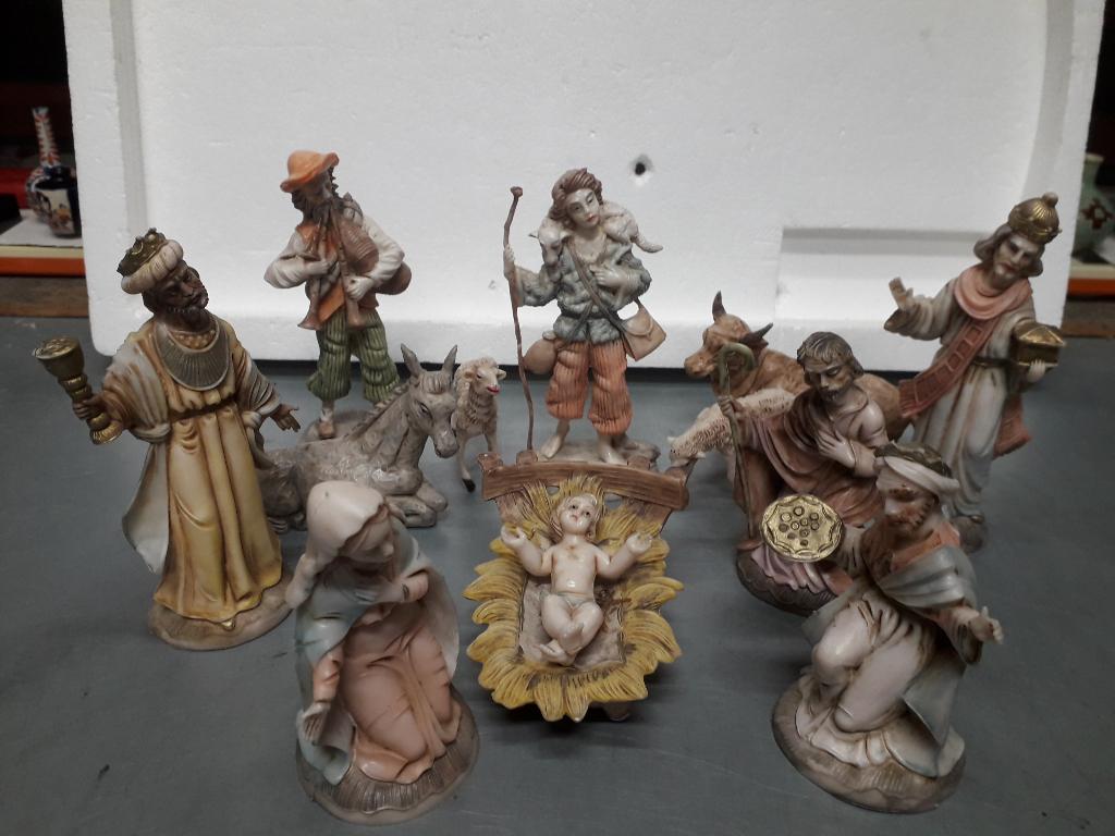 OUDE KERSTSTAL FIGUREN in GOEDE STAAT hoog 15 cm voor 20 E, Ophalen of Verzenden, Gebruikt