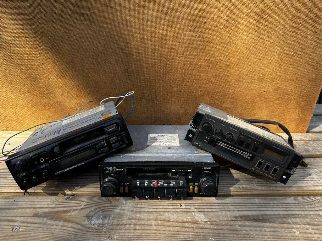 Vintage autoradio's met cassettedeck Phillips , Volvo, Super, Ophalen, Gebruikt