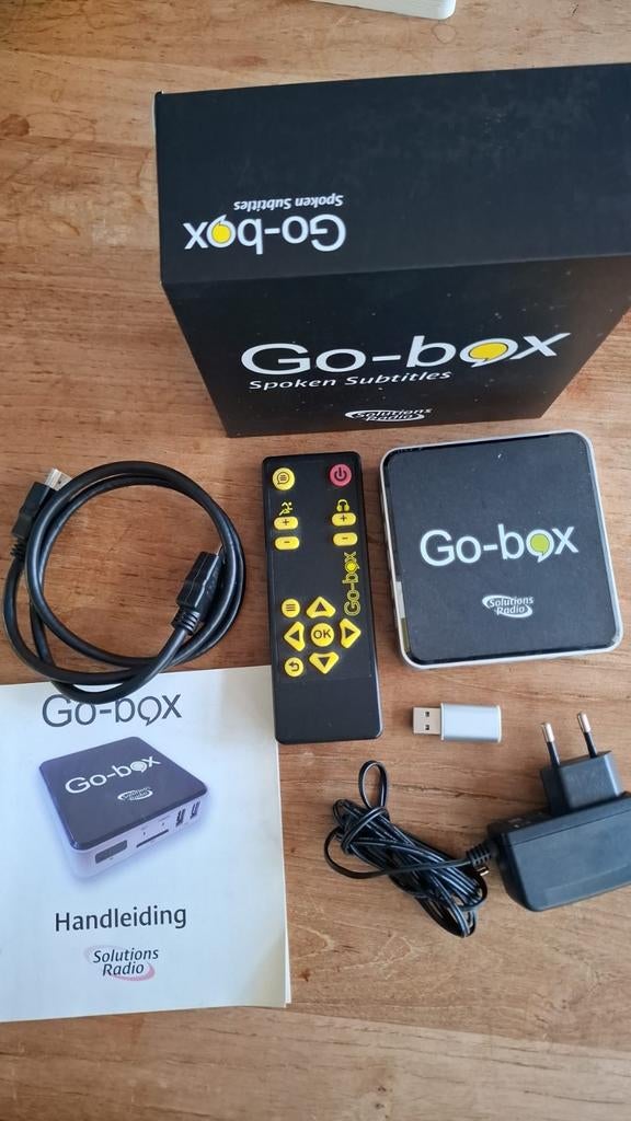 Go - box spoken subtitels / gesproken ondertiteling., Ophalen of Verzenden, Zo goed als nieuw