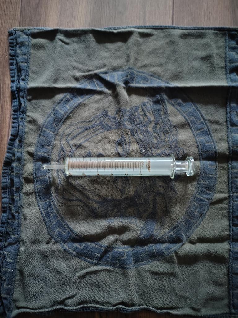 Laboratorium gasmeetspuit 100ml, Ophalen, Gebruikt