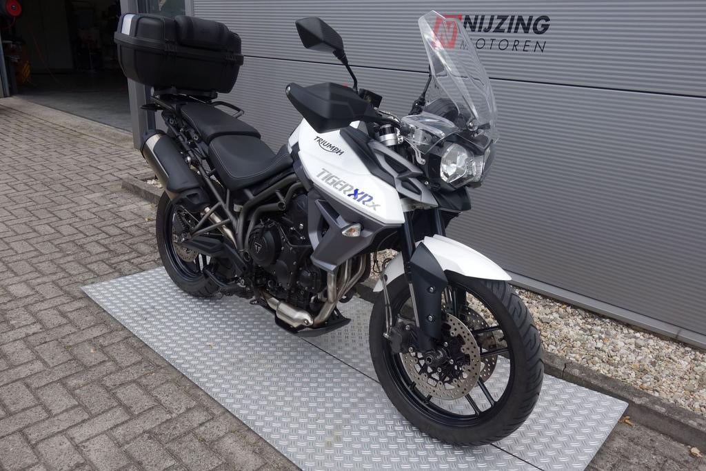 TRIUMPH TIGER 800 XRX (bj 2016) - foto 2
