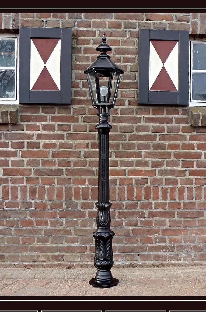 Mooie groene dikwandige gietijzeren lantaarnpaal van 220 cm, Tuin en Terras, Buitenverlichting, Staande lamp, Ophalen of Verzenden