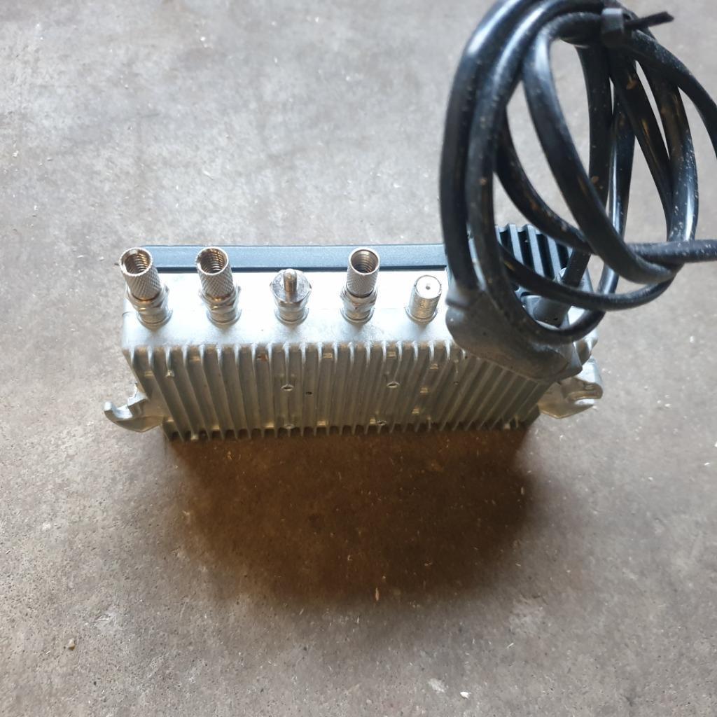 HIRSCHMANN ANTENNE VERSTERKER TYPE GHV 20 M ECO POWER, Ophalen of Verzenden, Refurbished, Overige merken