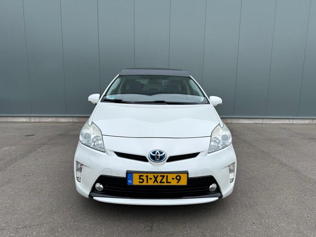 Toyota Prius 1.8 Business SOLAR | PANORAMADAK | HUD !, Automaat, Euro 5, 1340 kg, 4 cilinders