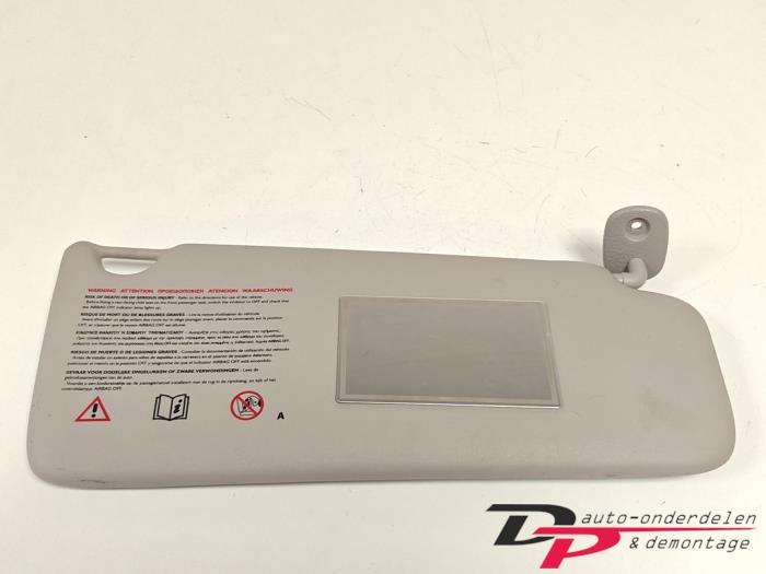 Zonneklep van een Renault Twingo, Gebruikt, -, Renault, -
