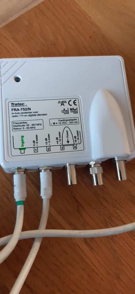 Tratec versterker / verdeler, Ophalen of Verzenden, Zo goed als nieuw, Minder dan 60 watt, Overige merken