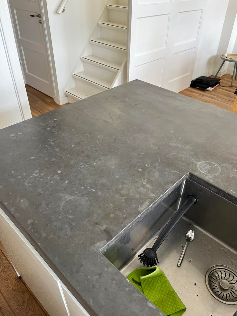 Beton (betonnen)Keukenblad opknappen.