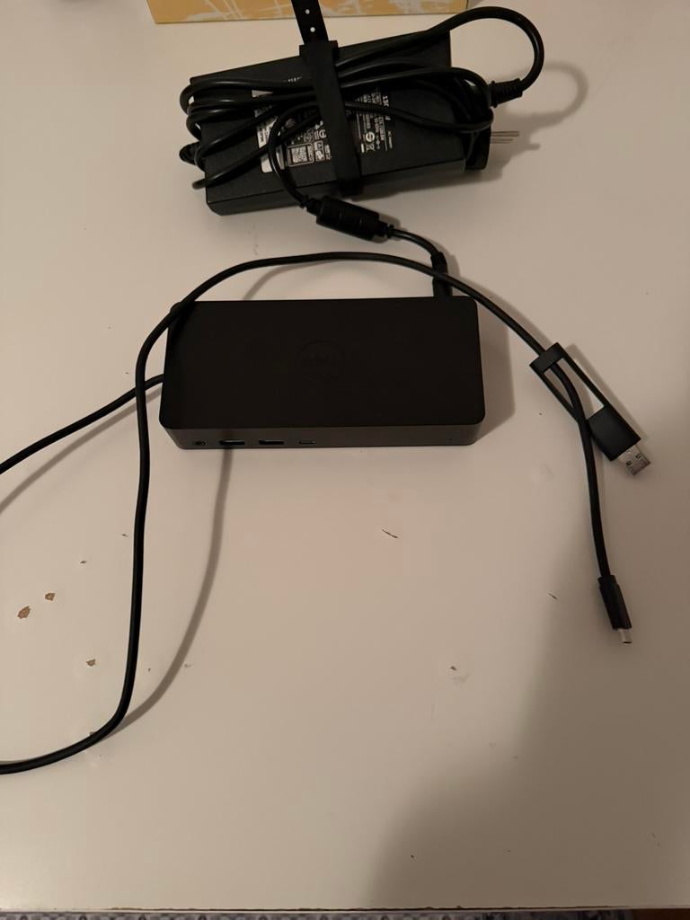 Dell dockingstations d6000 met lader 130w, Ophalen of Verzenden