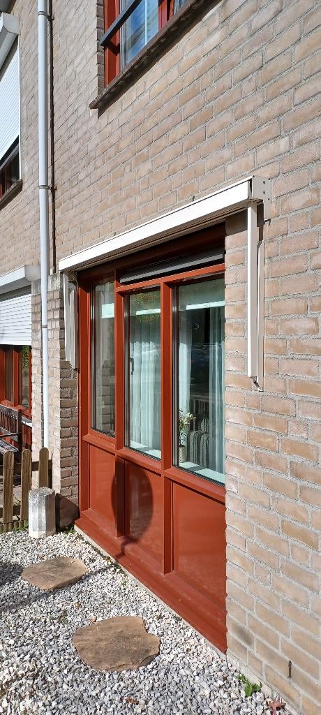 Uitvalscherm Carré. Somfy motor., Ophalen, Elektrisch, Zo goed als nieuw, 150 tot 300 cm