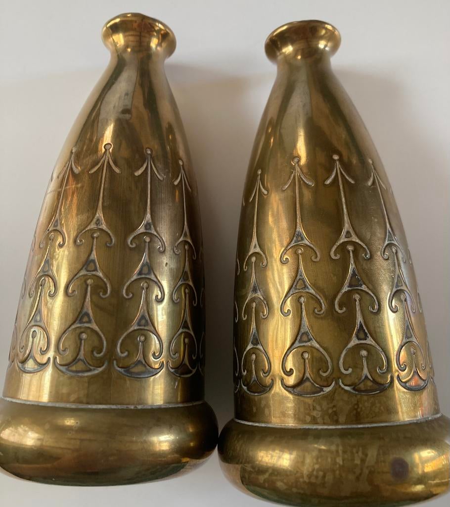 2 Oude Jugendstil Art Nouveau Vaasjes Daalderop Tiel Messing, Verzenden