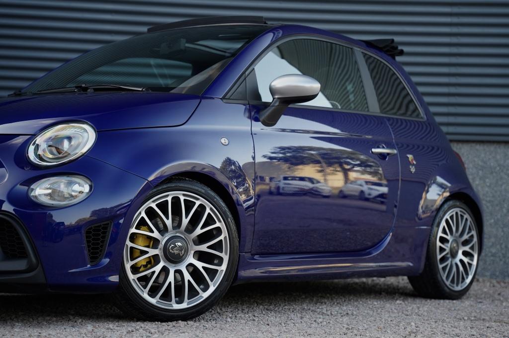 Fiat 500C Abarth 595 1.4 Abarth 145PK Cabrio| Beats | 17'Inc, Auto's, 145 pk, Stof, 4 cilinders, Bedrijf