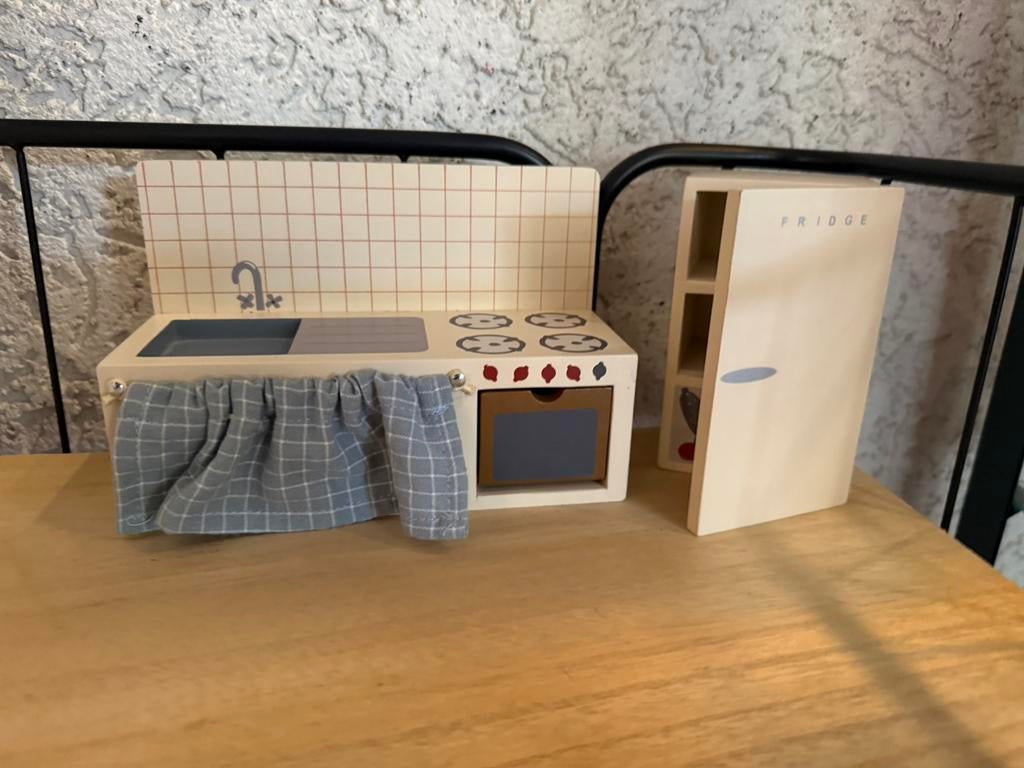 Houten poppenhuis keukenmeubeltjes Maileg stijl, Ophalen of Verzenden, Zo goed als nieuw, Poppenhuis