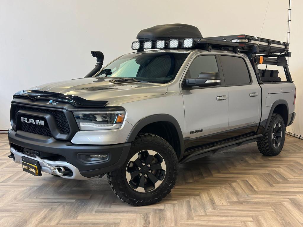 Dodge RAM 1500 5.7 V8 4x4 Crew Cab Rebel|CAMPER|OPBOUW TENT|, Auto's, Automaat, 2637 kg, Gebruikt, Leder