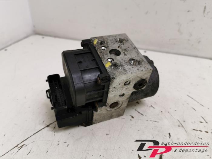 ABS Pomp van een Renault Megane, Gebruikt, -, Renault, -