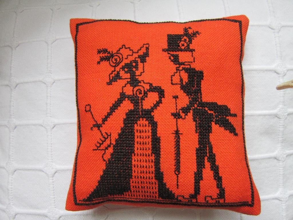 Speldenkussen geborduurd., Ophalen of Verzenden, Nieuw, Handborduren, Overige typen