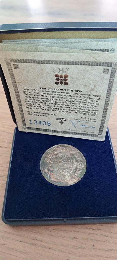 Zilveren Kroningsdukaat Beatrix 1980 met Certificaat, Postzegels en Munten, Munten | Nederland, Koningin Beatrix, Zilver, Losse munt