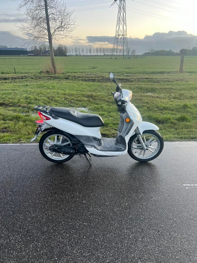 SYM AY05W, Fietsen en Brommers, Scooters | SYM, Ophalen, Gebruikt, Overige modellen, Maximaal 45 km/u