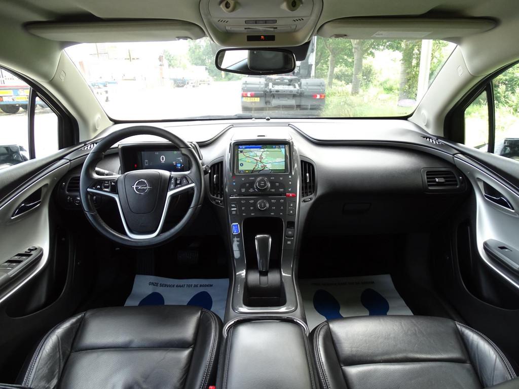 Opel Ampera 1.4 - AUTOMAAT - PARKEERCAMERA - STOELVERWARMING, Euro 5, 86 pk, 4 cilinders, 16 kWh