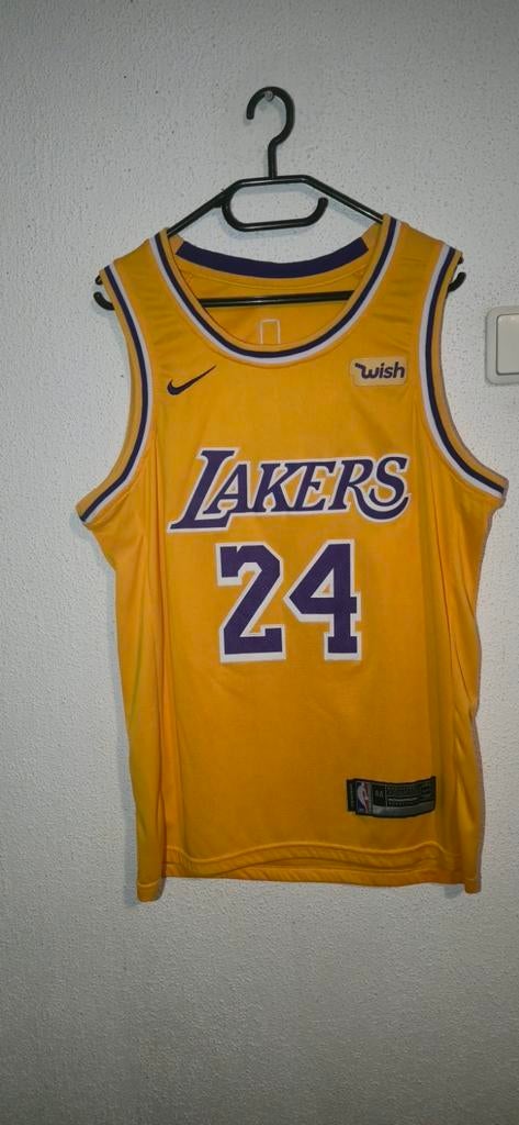 Lakers Bryant 24 size S, Sport en Fitness, Basketbal, Ophalen of Verzenden, Nieuw, Kleding