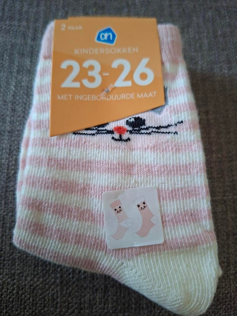 AH, 2 Kindersokken Maat 23-26 Roze Gestreept Kattenprint, Meisje, Nieuw, Ophalen of Verzenden, Albert Heijn
