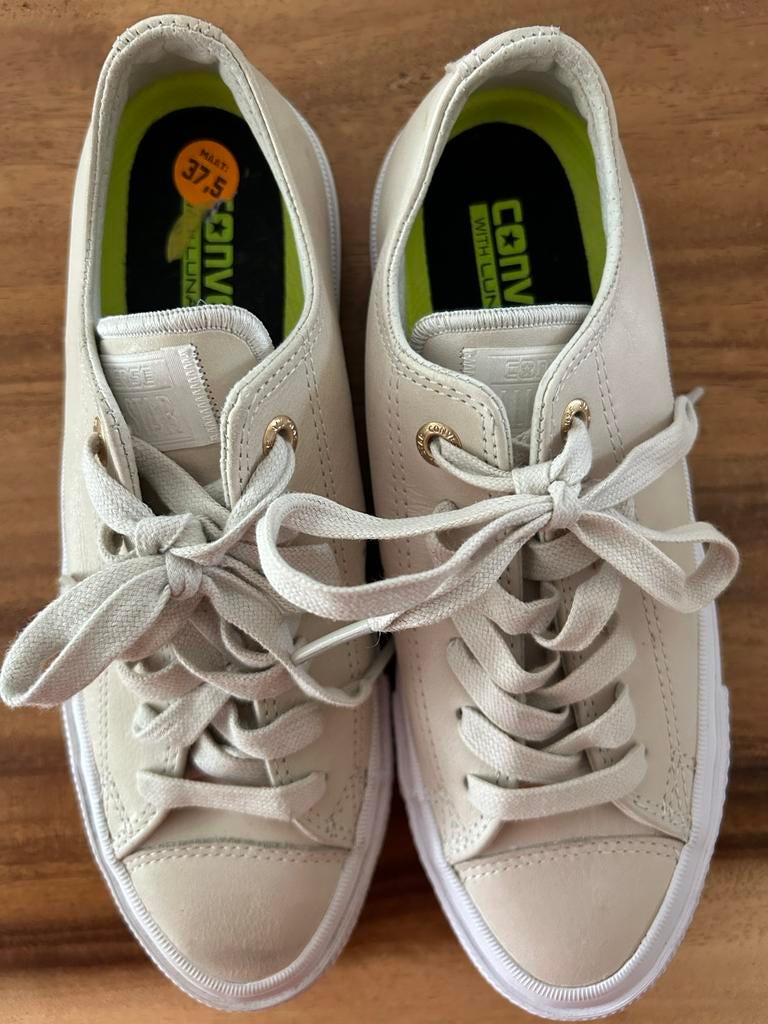 Nieuwe Converse All Star leren sneaker  maat 37,5, Kleding | Dames, Schoenen, Ophalen of Verzenden, Nieuw, Beige, Sneakers of Gympen