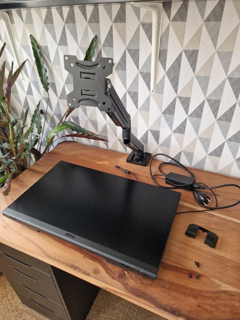 MSI Optix G241 144Hz Monitor inc HDMI + GRATIS RK61 Keyboard, Gaming, MSI, IPS, 101 t/m 150 Hz