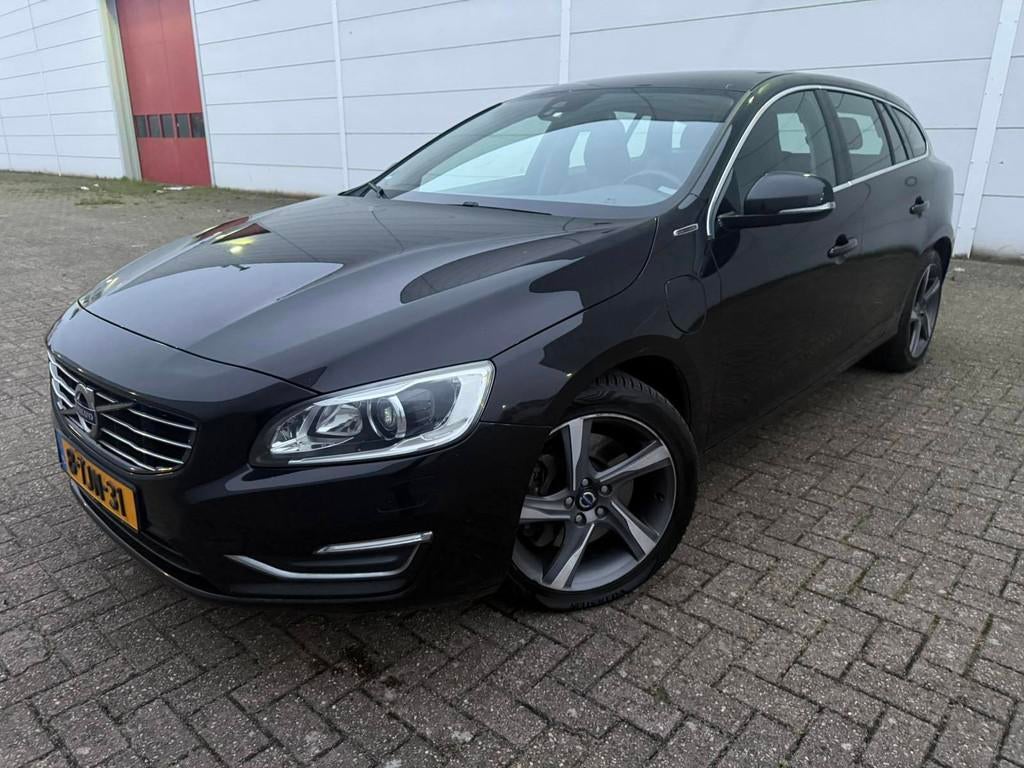 Volvo V60 2.4 D6 AWD Plug-In Hybrid Summum, Auto's, Automaat, Zwart, Vierwielaandrijving, Startonderbreker