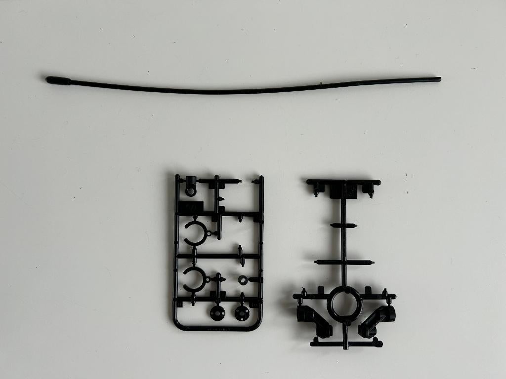 Tamiya rest onderdelen o.a bodymount 1/10 rc auto