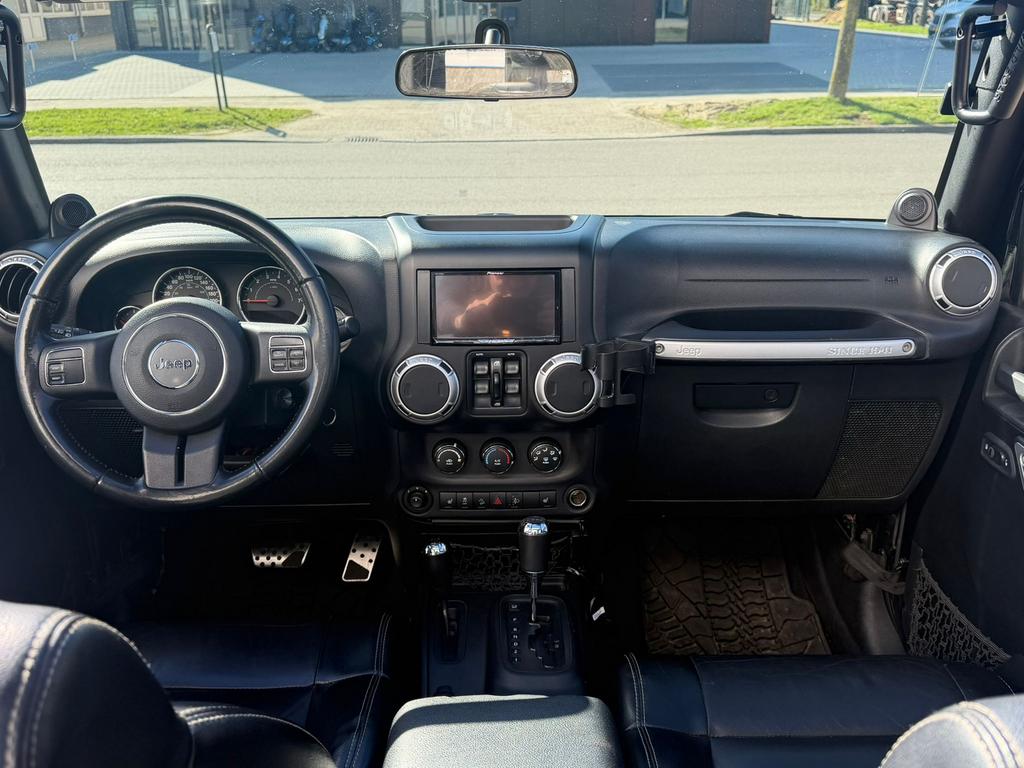 JEEP WRANGLER JK 3.8 V6 SAHARA FACELIFT MODEL HARD/SOFTTOP, Automaat, Zwart, Zwart, Leder