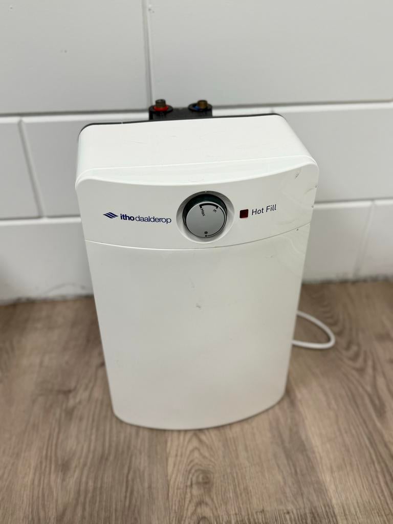 Itho Daalderop Hot Fill boiler 10 liter, Doe-het-zelf en Verbouw, Geisers en Boilers, Gebruikt, Minder dan 20 liter, Onbekend