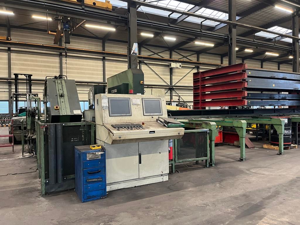 Pon Knip Machine, Ophalen