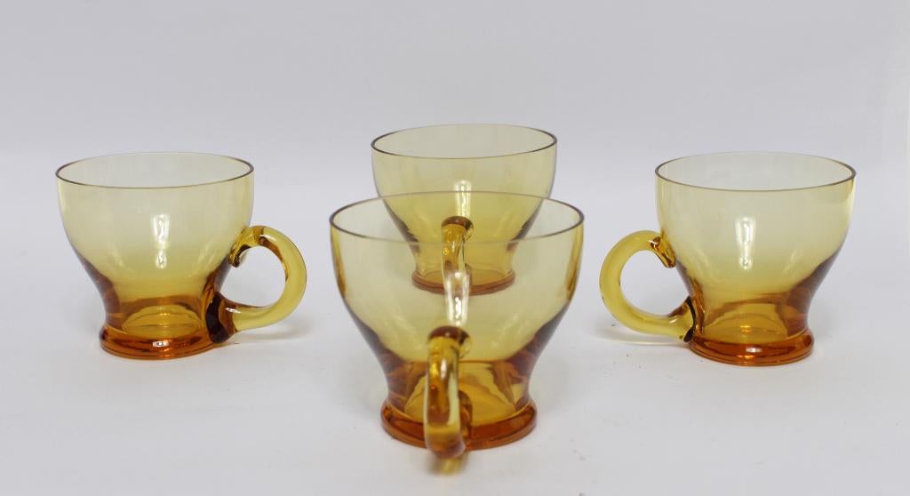 W.J. Rozendaal - 4 amber kleurige glaasjes, Antiek en Kunst, Antiek | Glas en Kristal, Ophalen