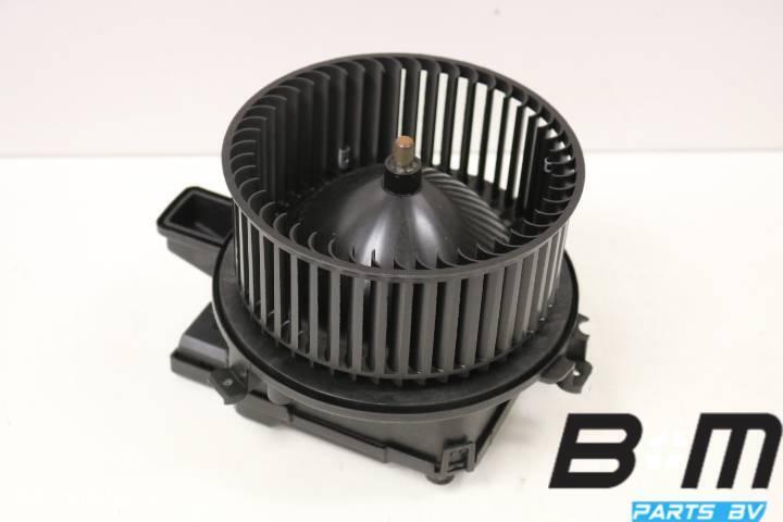 Aanjager Audi A5 5F 4M1820021, Gebruikt