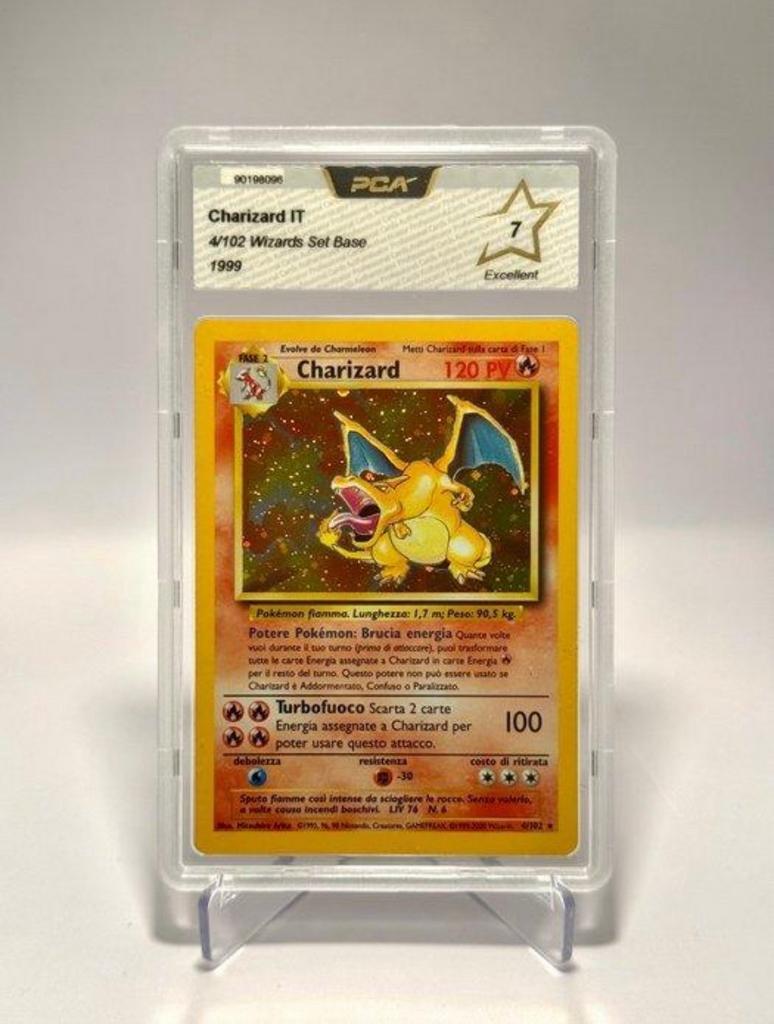 Pokémon 1 graded card Charizard Holo 1999 Base Set ITA, Ophalen, Nieuw