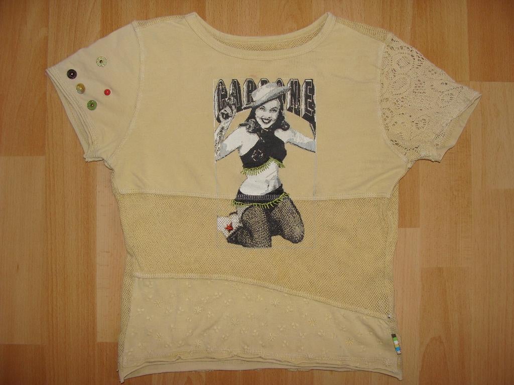 T-shirt *Carbone*, Meisje, Carbone, Ophalen of Verzenden, Zo goed als nieuw