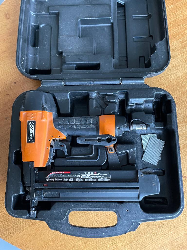 Spero professionele pneumatische tacker, Doe-het-zelf en Verbouw, Ophalen, Gebruikt