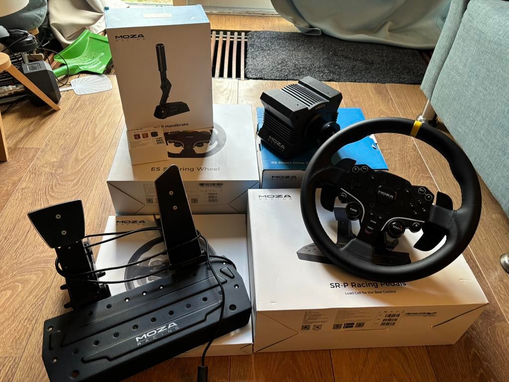 Complete Moza Simrace set, Spelcomputers en Games, Games | Overige, Zo goed als nieuw, Racen en Vliegen, Ophalen