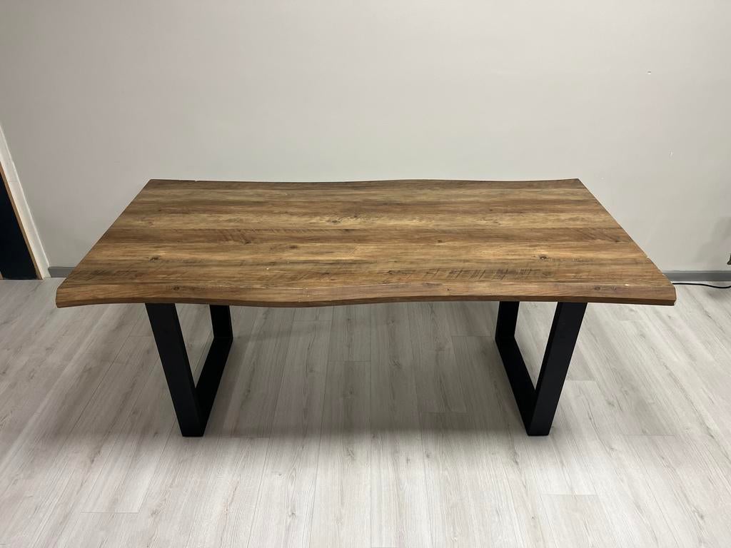 Robuuste houten bureau/eettafel met metalen onderstel, Huis en Inrichting, Tafels | Eettafels, Ophalen, 50 tot 100 cm, Zo goed als nieuw