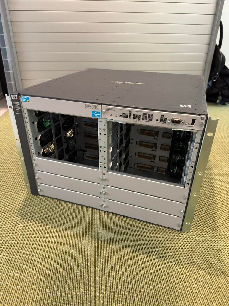 HP ProCurve E5412 zl Switch + 5x PoE Mod + 1x SFP Mod, Ophalen, Gebruikt