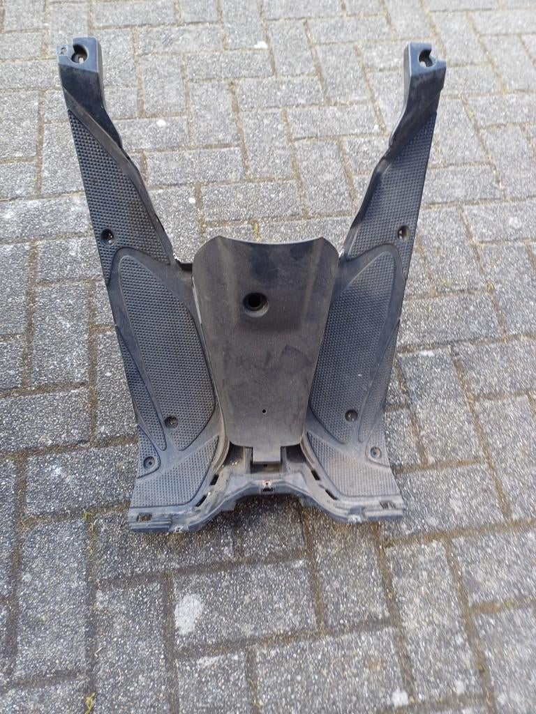 Yamaha aerox treeplank met accu klepje, Ophalen, Gebruikt, Kap, Yamaha