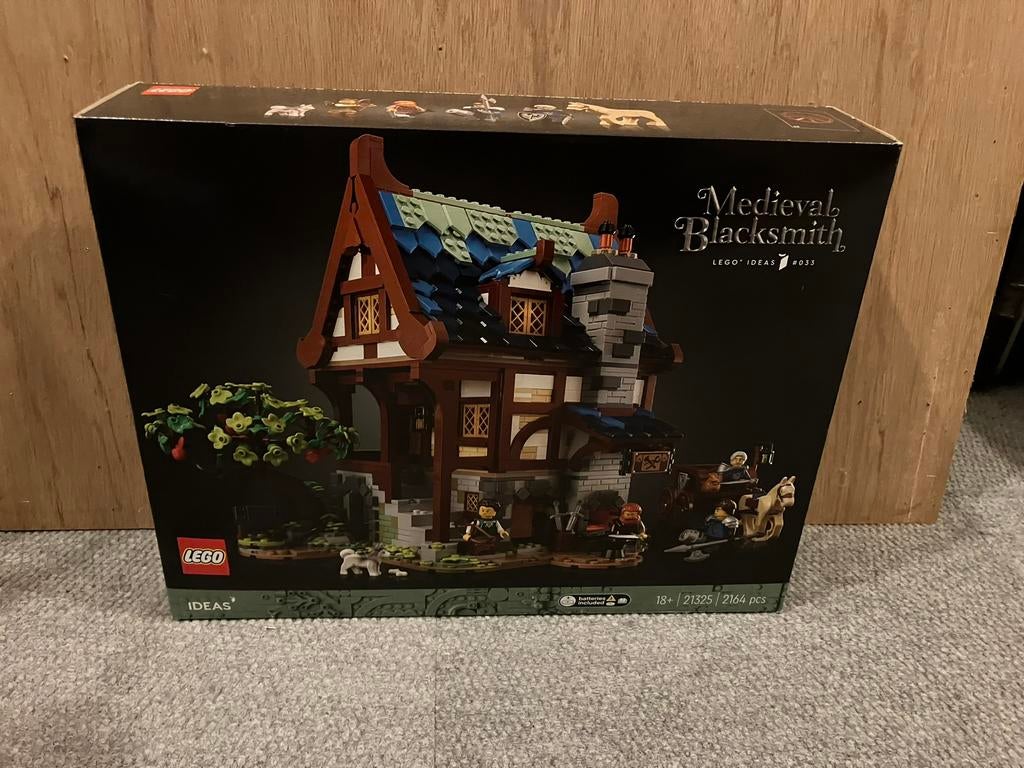 Lego Middeleeuwse Smid 21325 Nieuw, Ophalen of Verzenden, Nieuw, Complete set, Lego