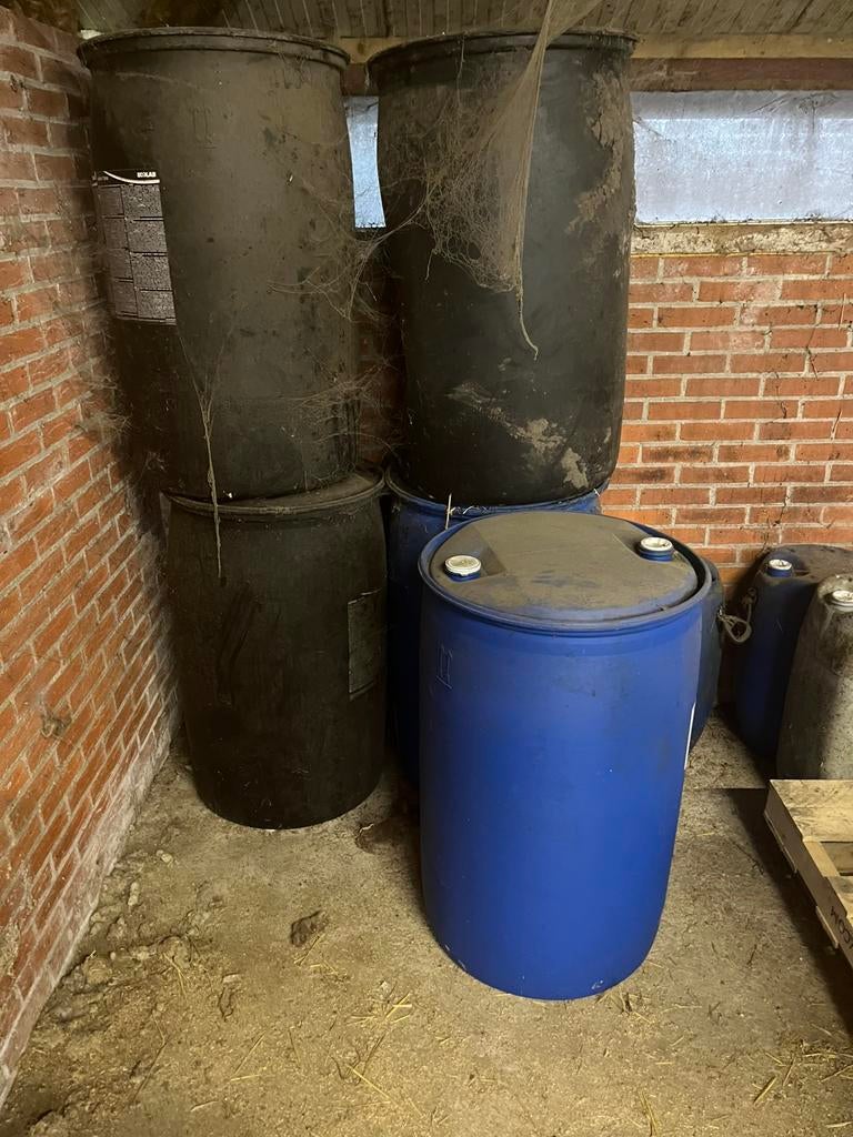 Tonnen 200 ltr en 60 ltr, Tuin en Terras, Regentonnen, 150 liter of meer, Ophalen