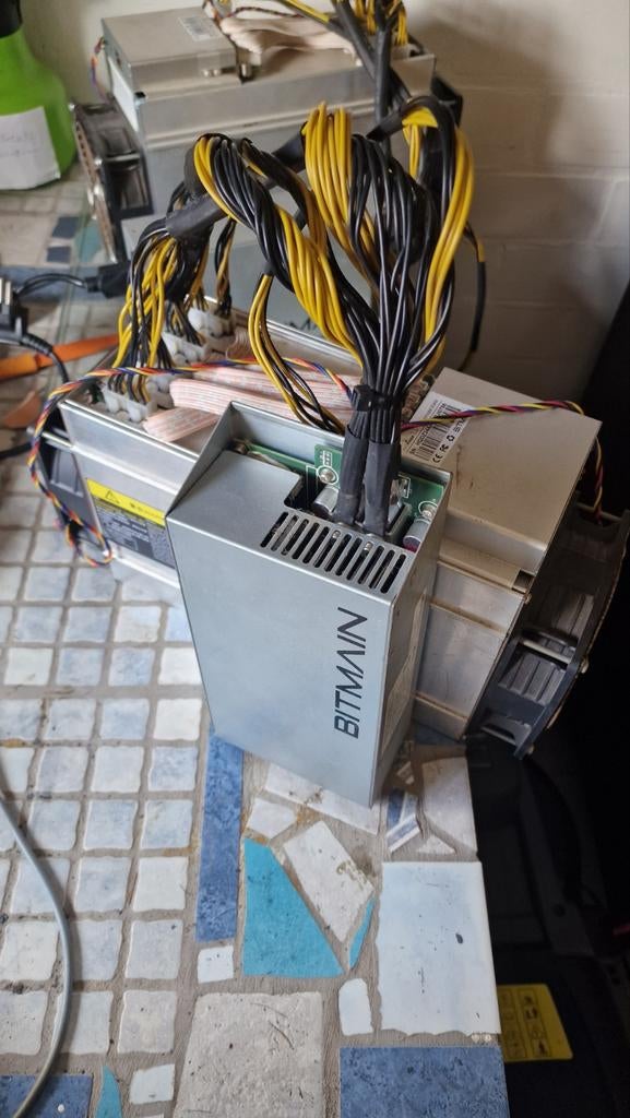 Bitmain Antminer l3 Bitcoin Miner met PSU, Ophalen of Verzenden, Gebruikt