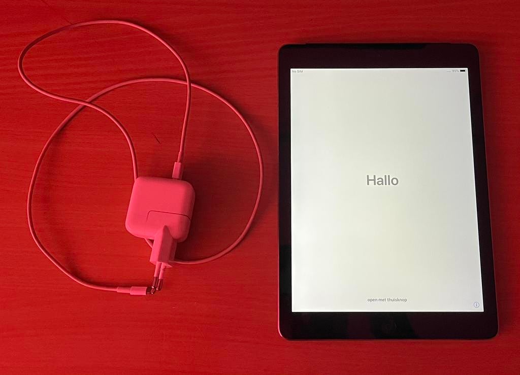 Apple iPad Air, Computers en Software, Apple iPads, 10 inch, Apple iPad Air, Ophalen of Verzenden, Zo goed als nieuw